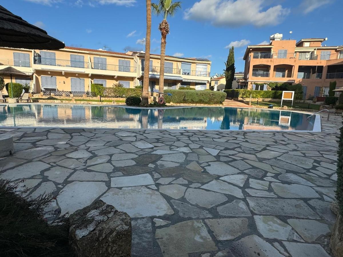Apartment Regina Gardens 2 *